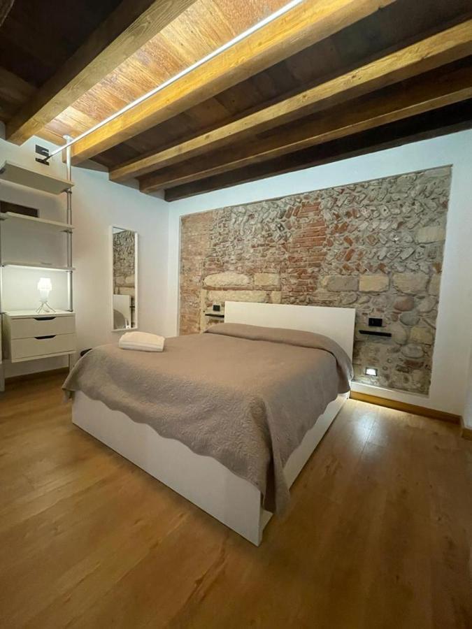 Teodorico Room & Apartment ヴェローナ エクステリア 写真