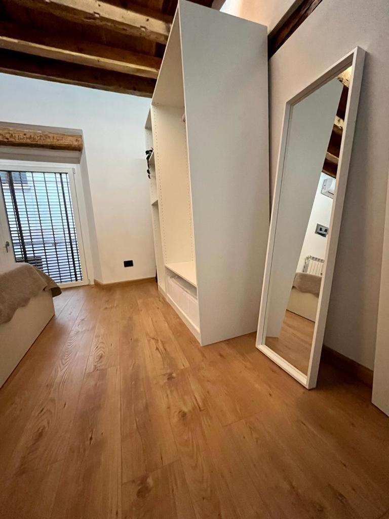 Teodorico Room & Apartment ヴェローナ エクステリア 写真