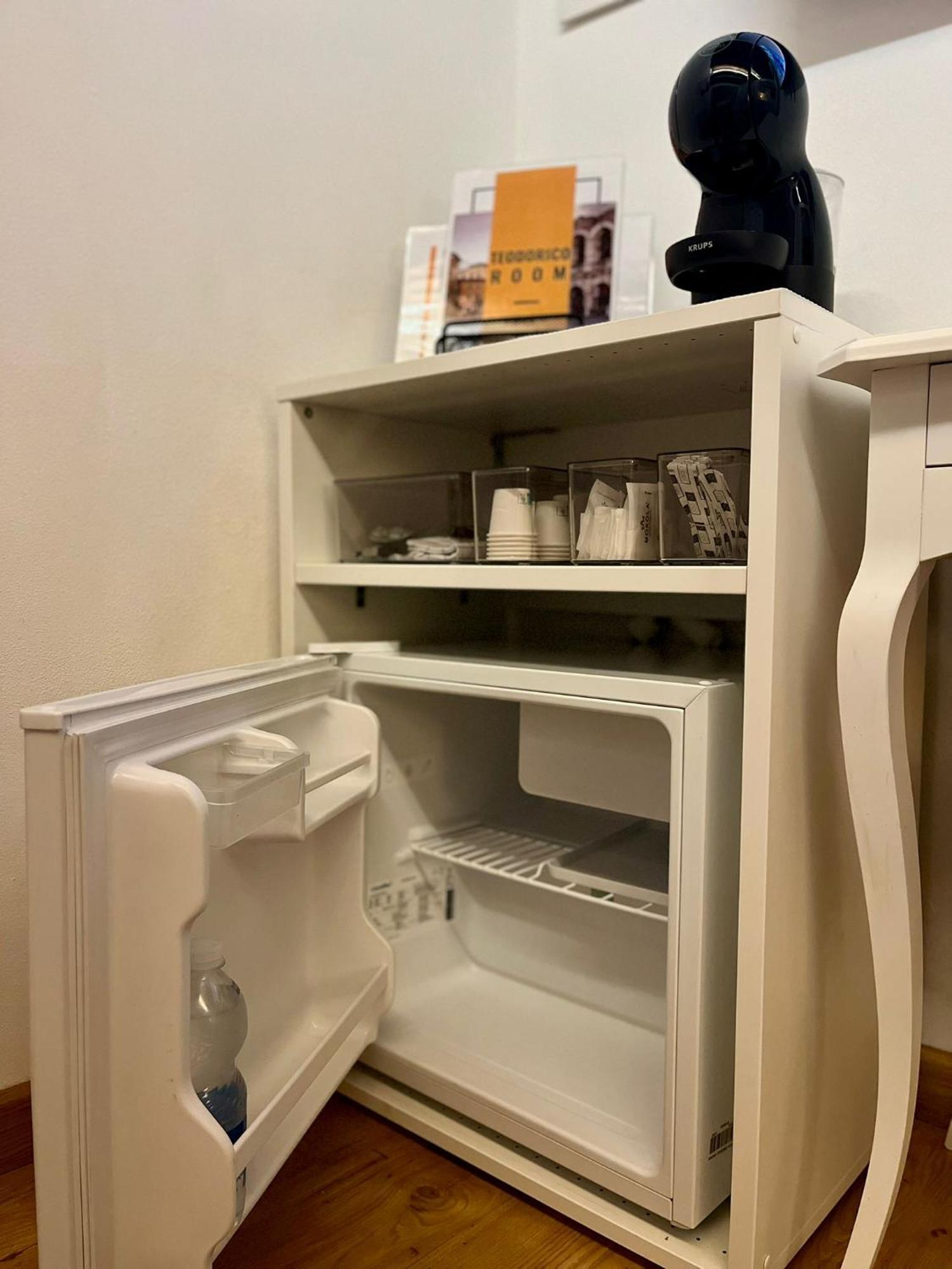Teodorico Room & Apartment ヴェローナ エクステリア 写真